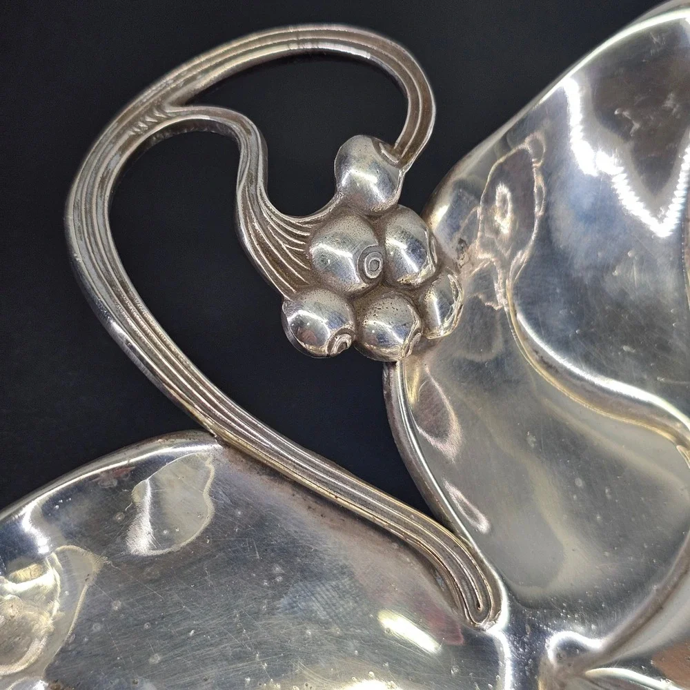 WMF Leaf Bowl 11.5